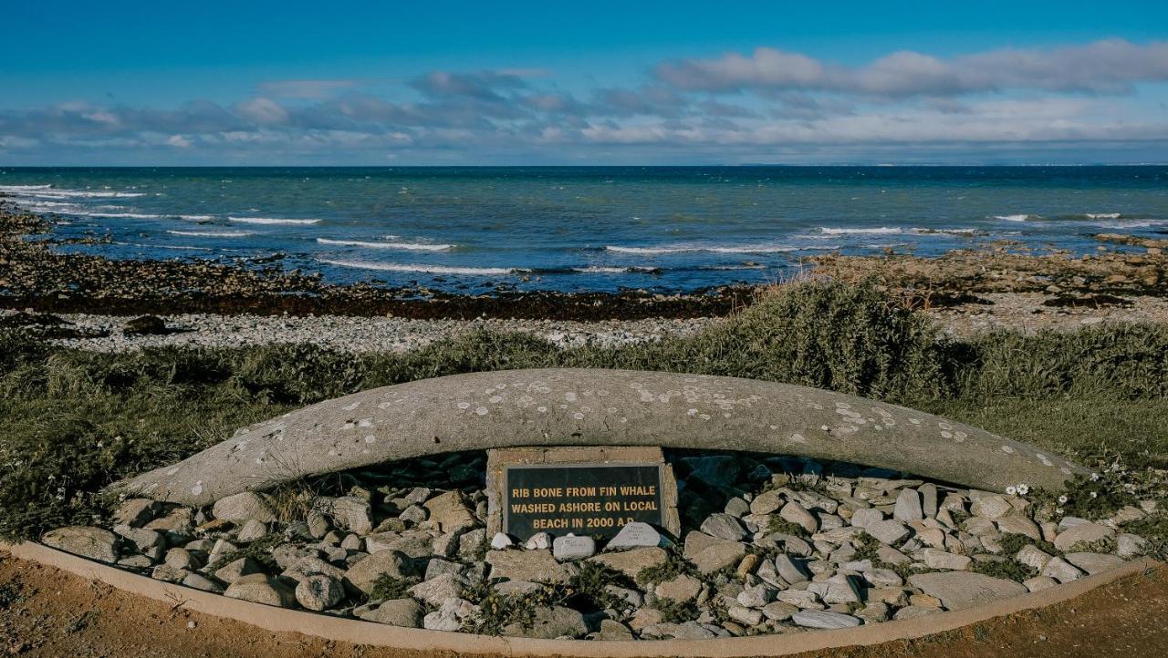 The Wooden House Hotel Kilmore Quay Bagian luar foto
