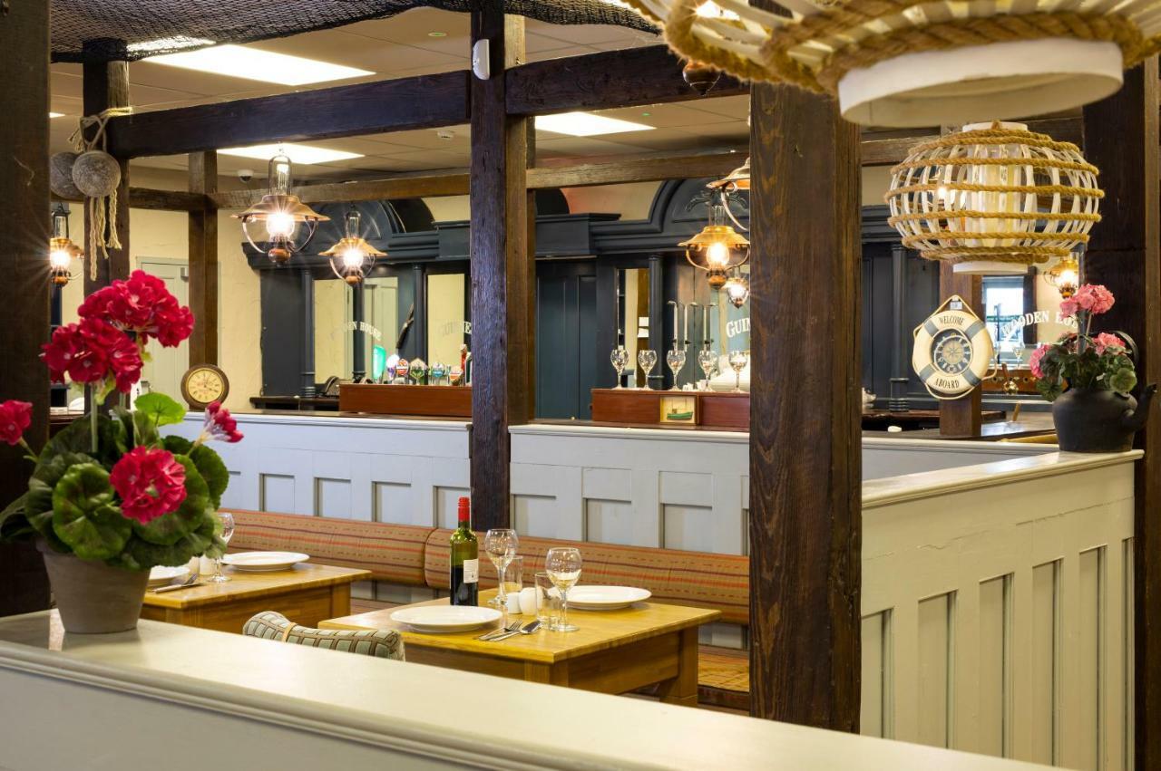 The Wooden House Hotel Kilmore Quay Bagian luar foto